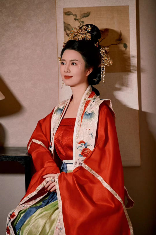 Song Dynasty Hanfu Set | Bright red wide-sleeved shirt + gradient horse-face skirt, Song Dynasty style restoration traditional Chinese dress