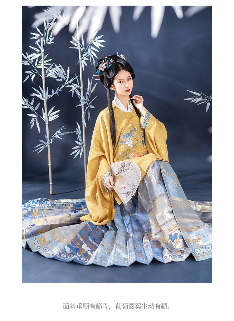 Ming Dynasty Hanfu | Autumn Fragrance Yellow Round Neck Shirt + Gradient Blue Horse Face Skirt: Elegant Chinese Style Set