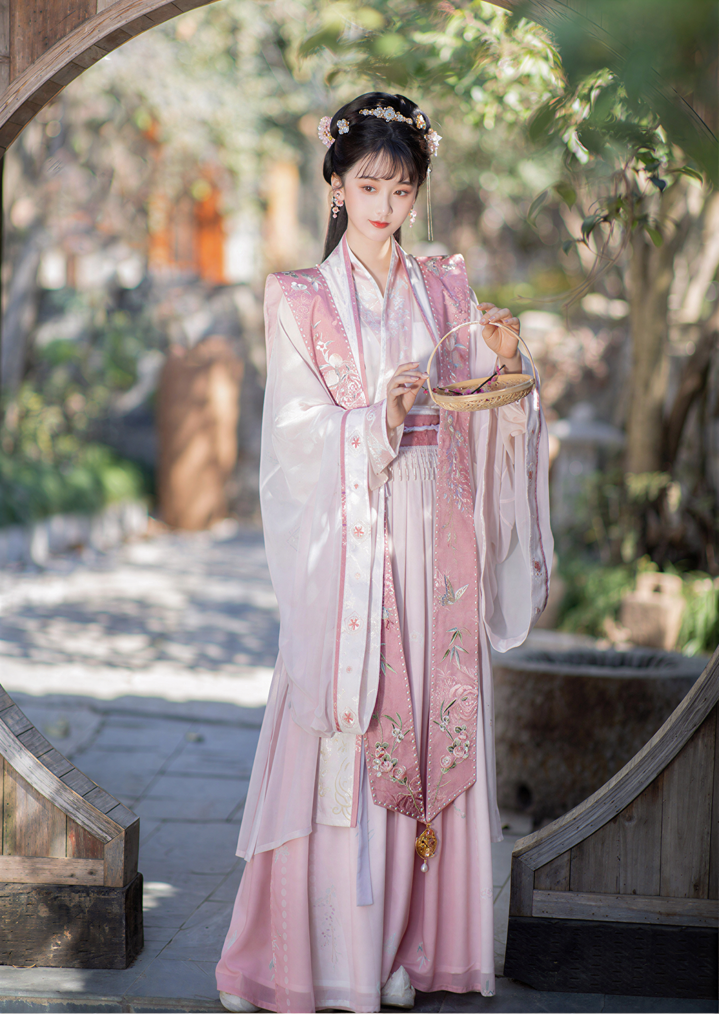 Tang Dynasty Style Elegant Modified Hanfu Ruqun (Traditional Chinese Dress) - Classic and Elegant Hanfu Top/Set