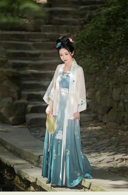 Qinglan Elegant Gradient Embroidered Hanfu Song Dynasty Style Improved Traditional Chinese Clothing Set 