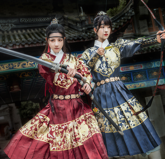 Wuxia-style gold-stamped round-neck Hanfu couple's outfit, ancient style chivalrous attire, flying fish dress 