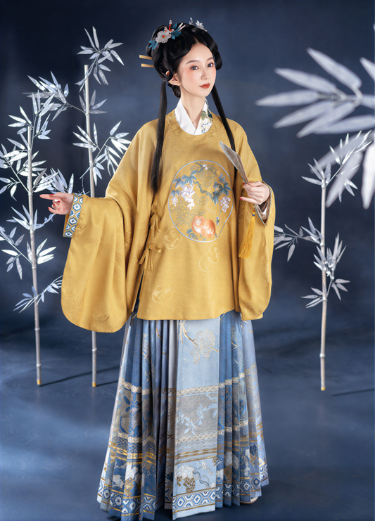 Ming Dynasty Hanfu | Autumn Fragrance Yellow Round Neck Shirt + Gradient Blue Horse Face Skirt: Elegant Chinese Style Set 
