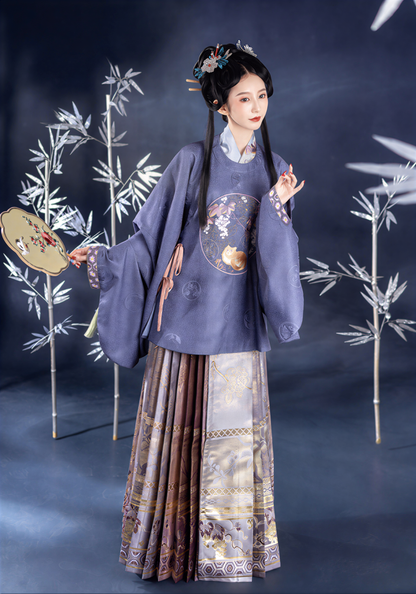 Ming Dynasty Hanfu Set | Misty Blue Round Neck Shirt + Gold-embroidered Horse Face Skirt, Cute "Greedy Cat" Embroidered Everyday Style 